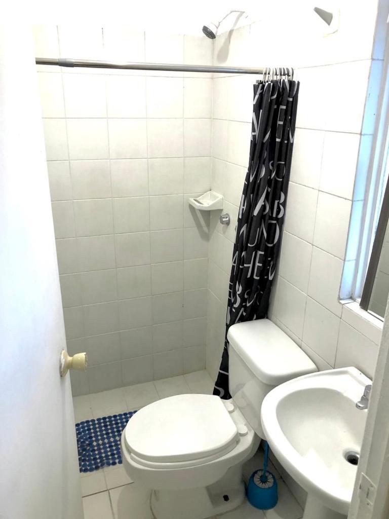 Roomies Hostel - Condesa