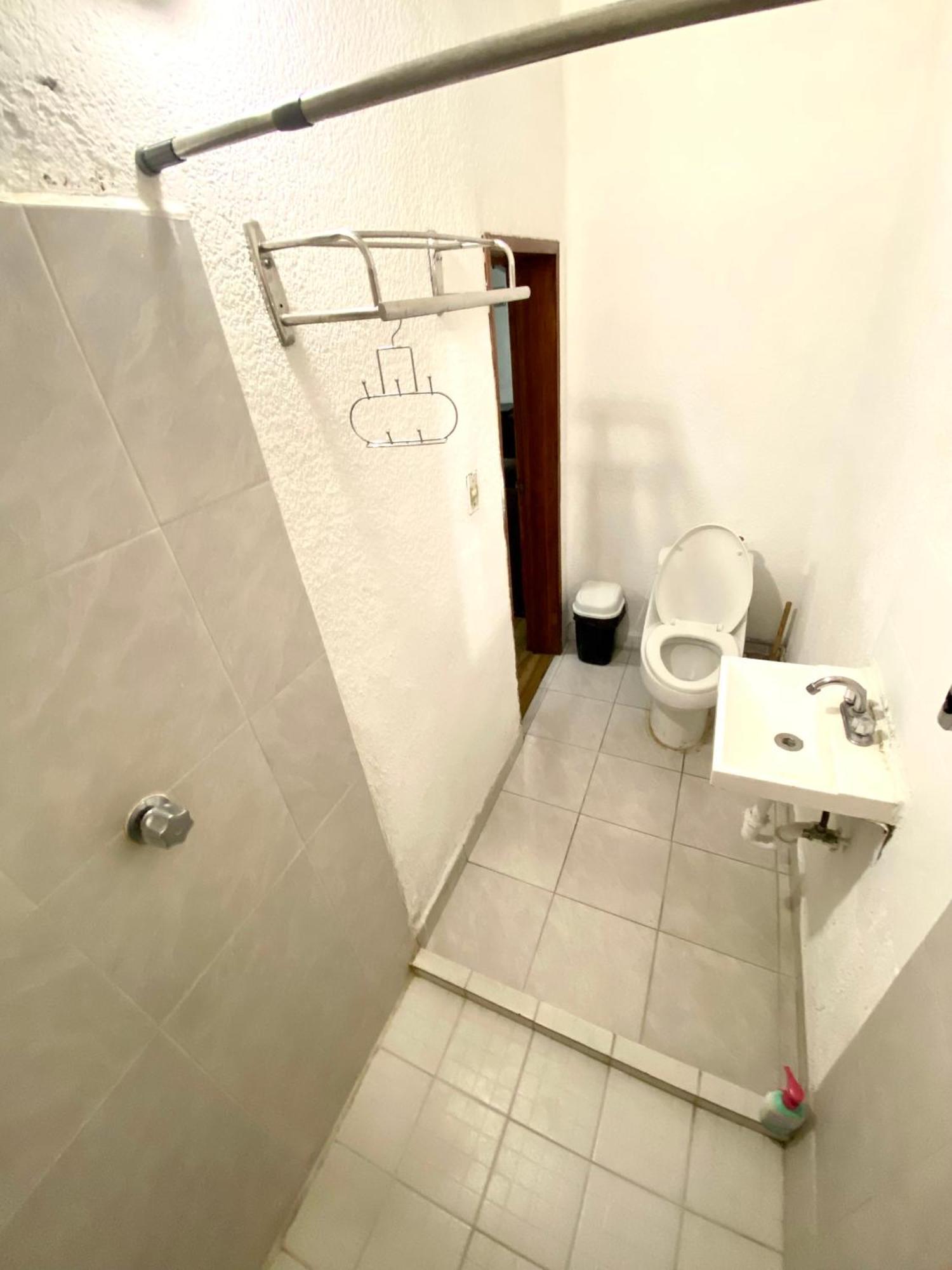 Roomies Hostel - Condesa