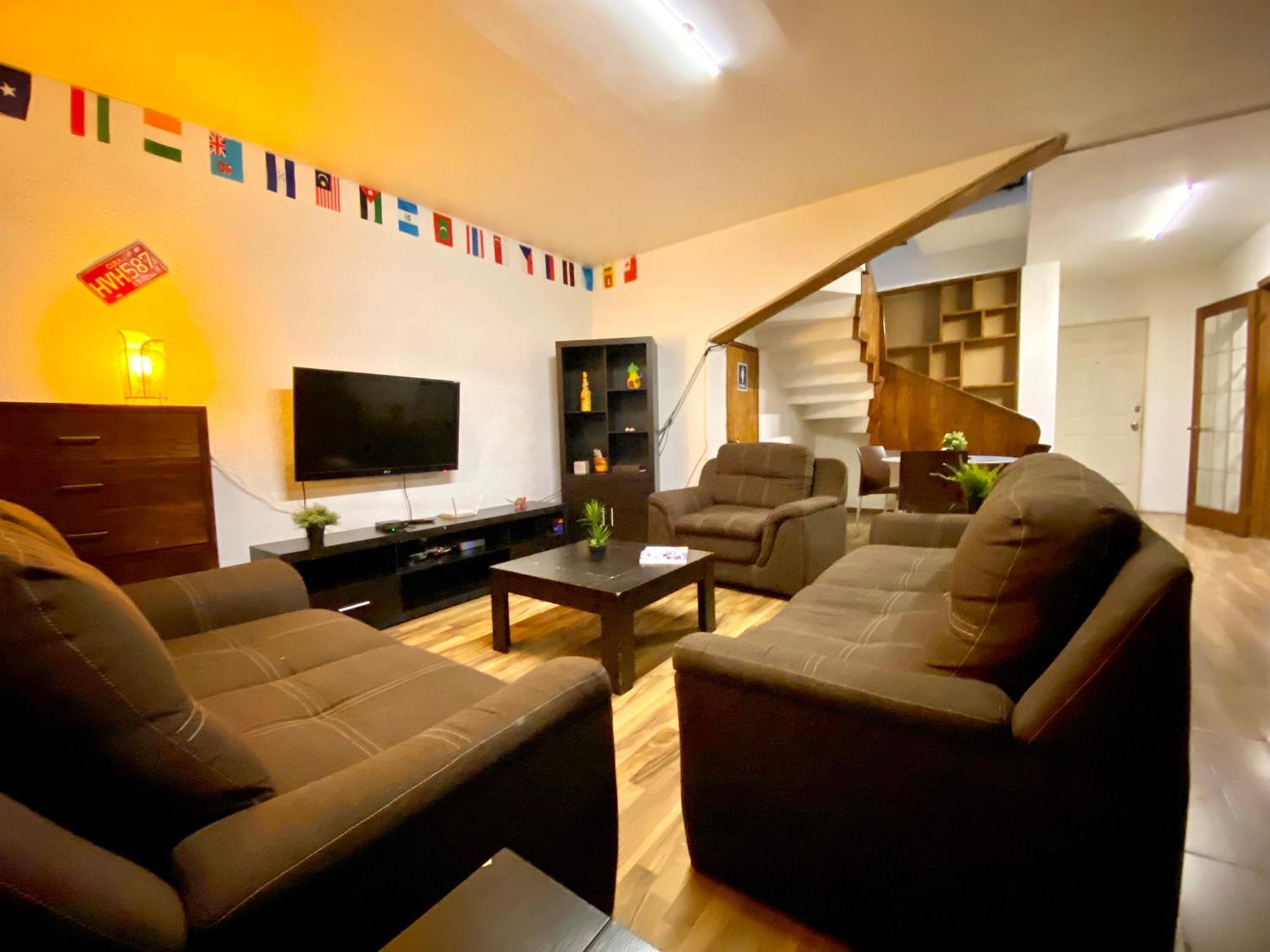 Guest house Roomies Hostel - Condesa Mexico City